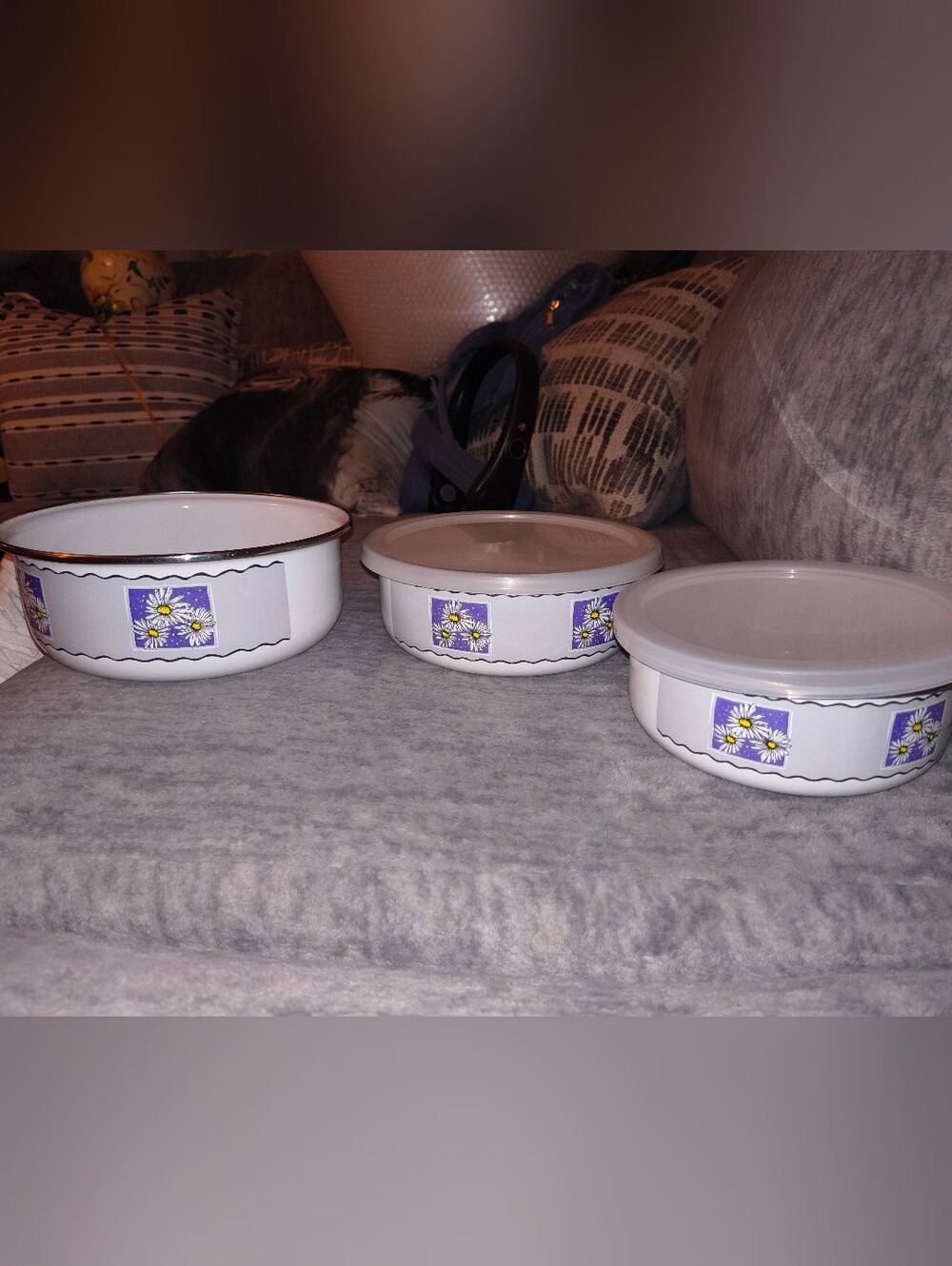 White Ceramic Storage Bowls with Purple Daisy Accent - Set of 3